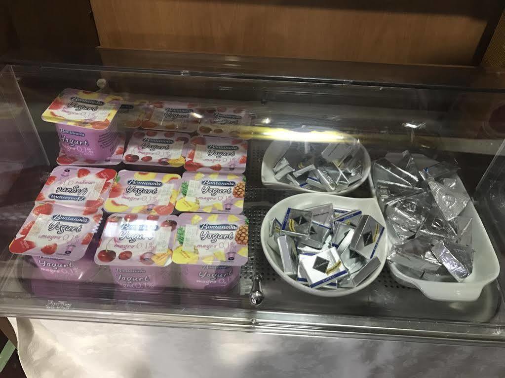 Hotel Aurelia Milano Centrale Bagian luar foto